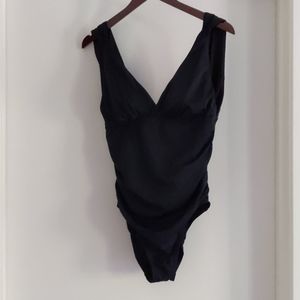 ♻️DONATED♻️ Black Time and Tru Bathing Suit